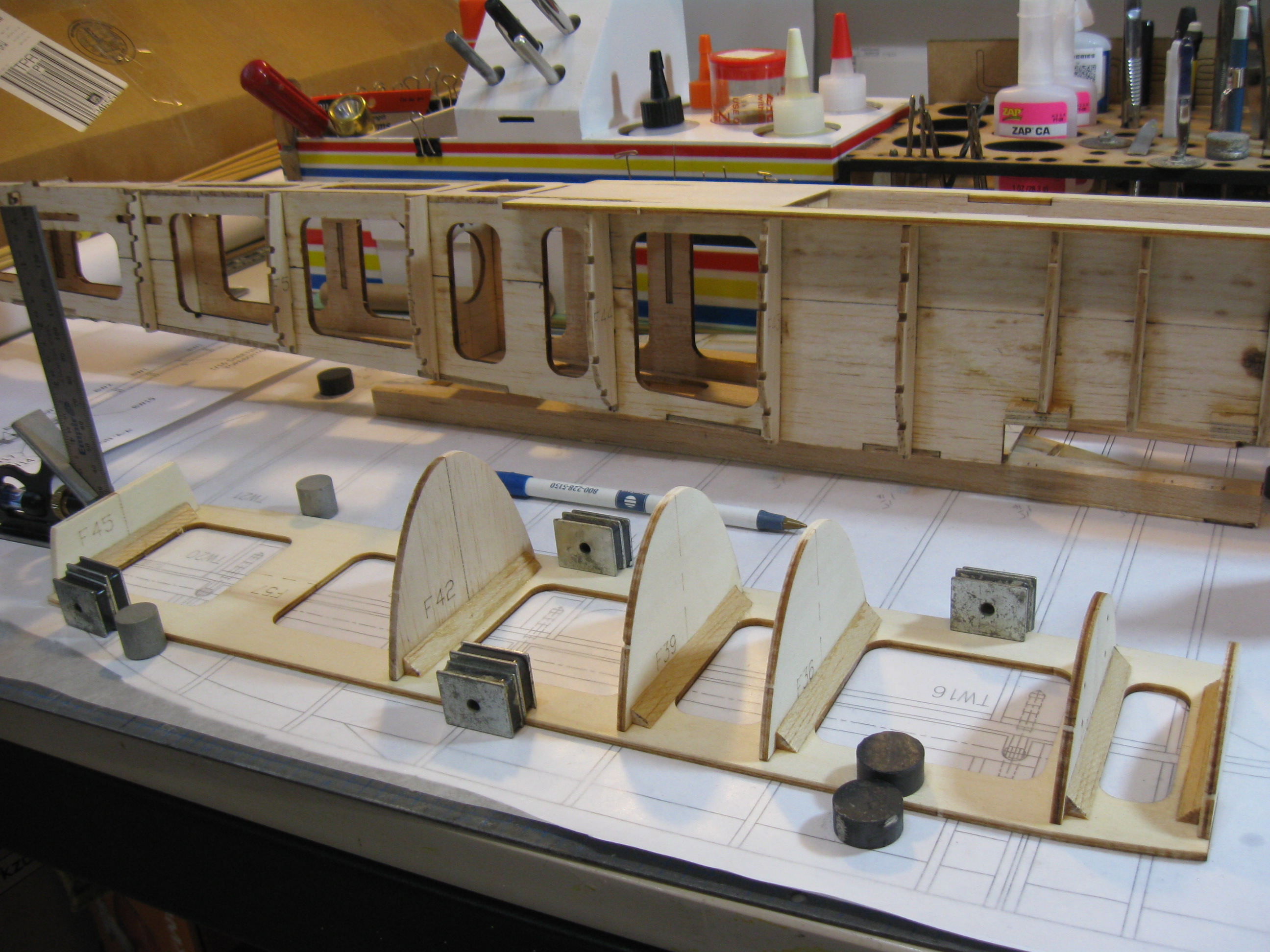 model airplane building board